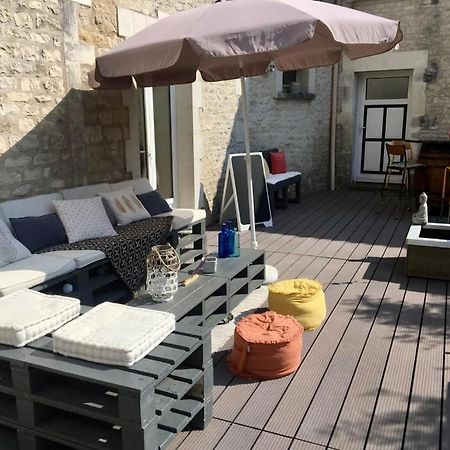 Bed and Breakfast Le Nid De Sigogne Exterior foto